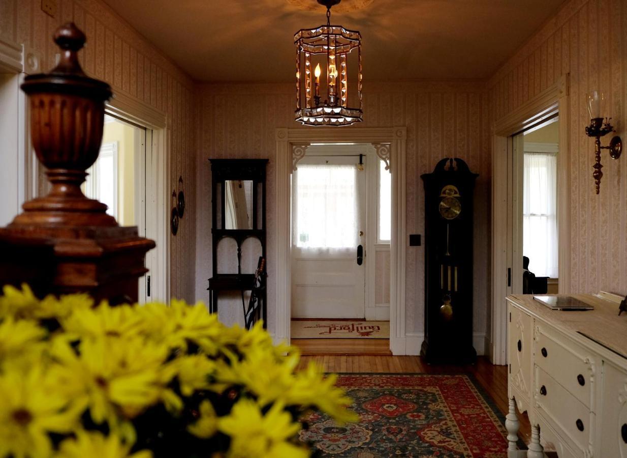 Guilford Bed And Breakfast Екстер'єр фото