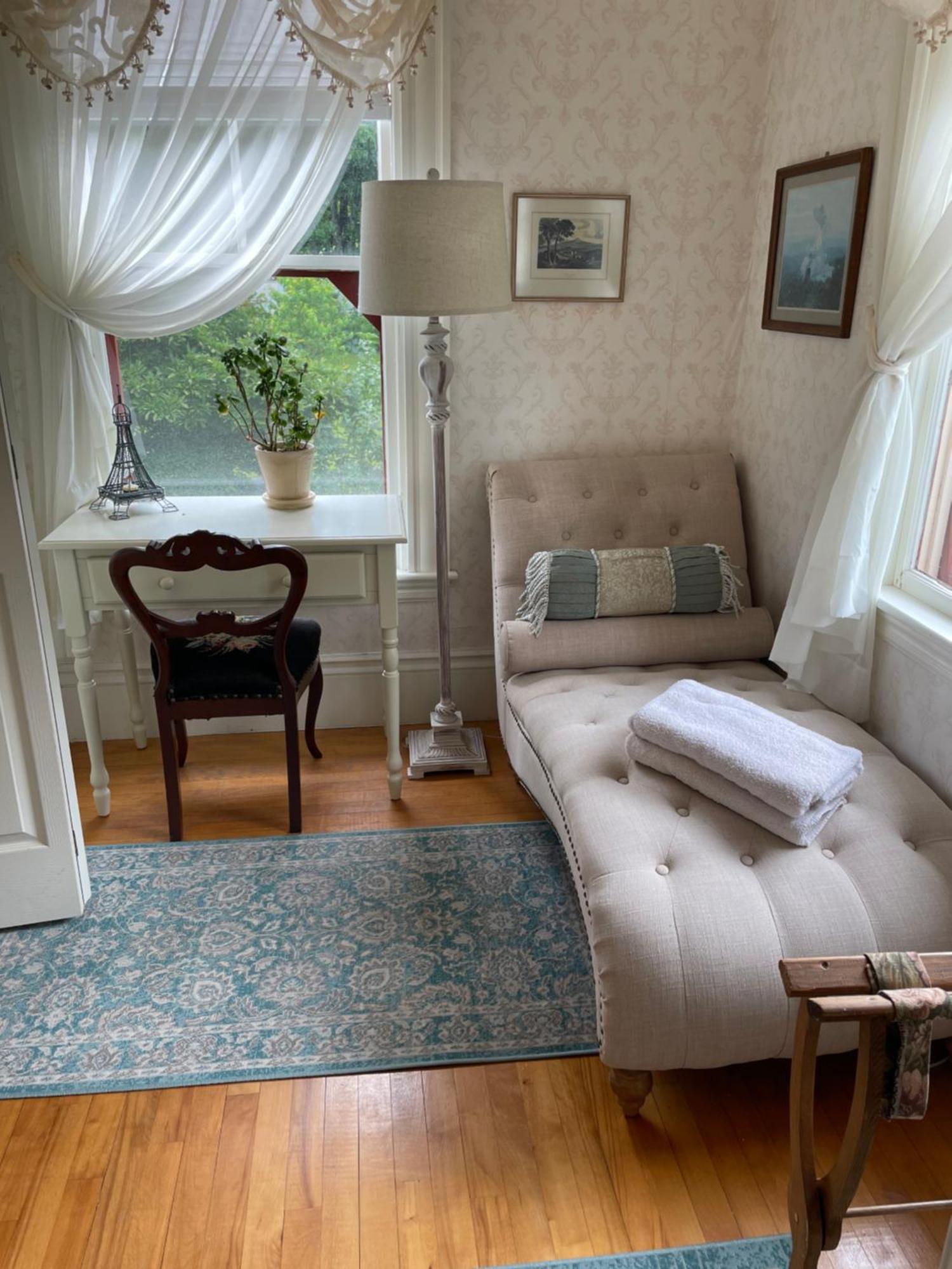 Guilford Bed And Breakfast Екстер'єр фото